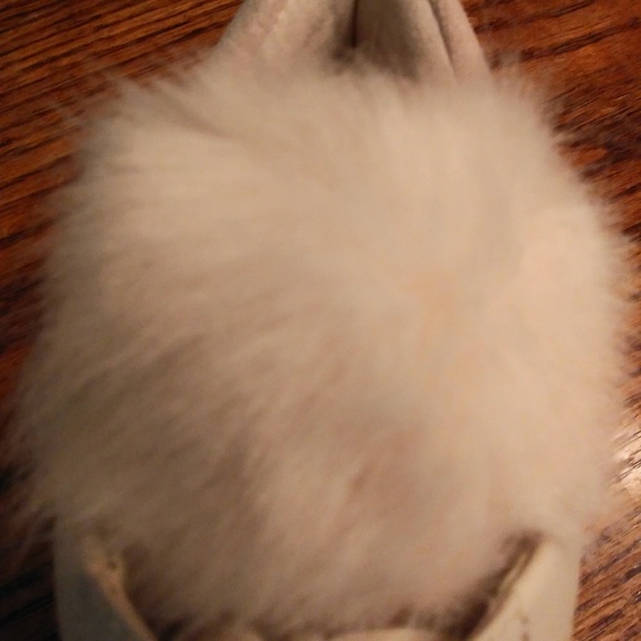 NWOT Michael Kors Sneakers With Faux Fur - Picture 6 of 8